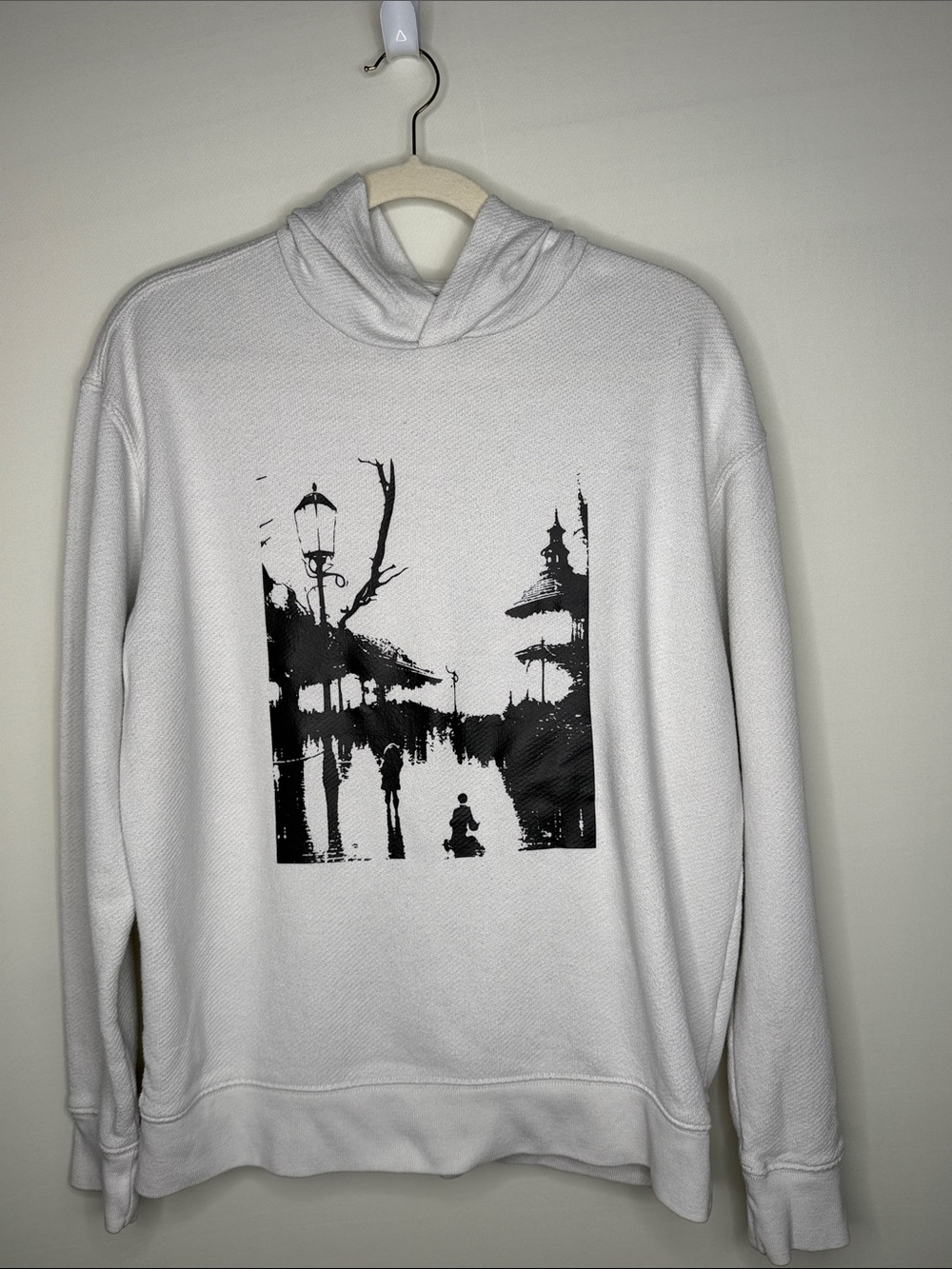 GAP Cream Hoodie with Black Graphic S NWOT - Picture 5 of 6